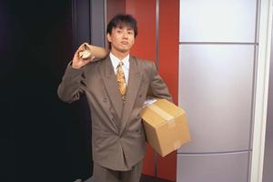 手織りペルシャ絨毯とギャッベのお店は